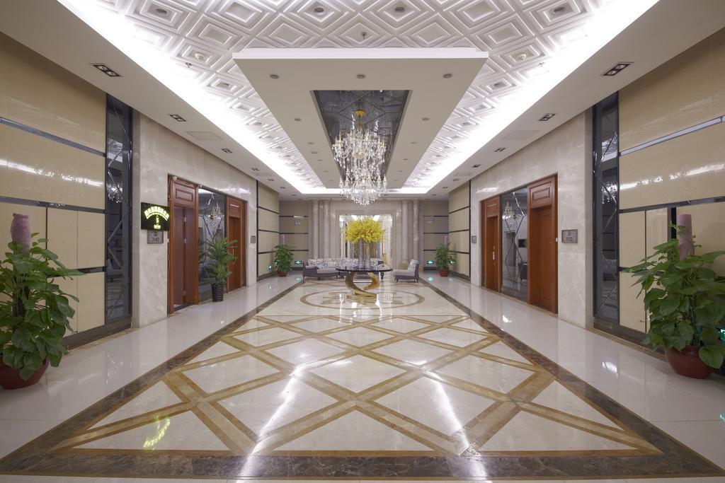 Louidon Mega Apartment Hotel Of Kam Rueng Plaza - Sunshine Apartment Kuangcsou Kültér fotó